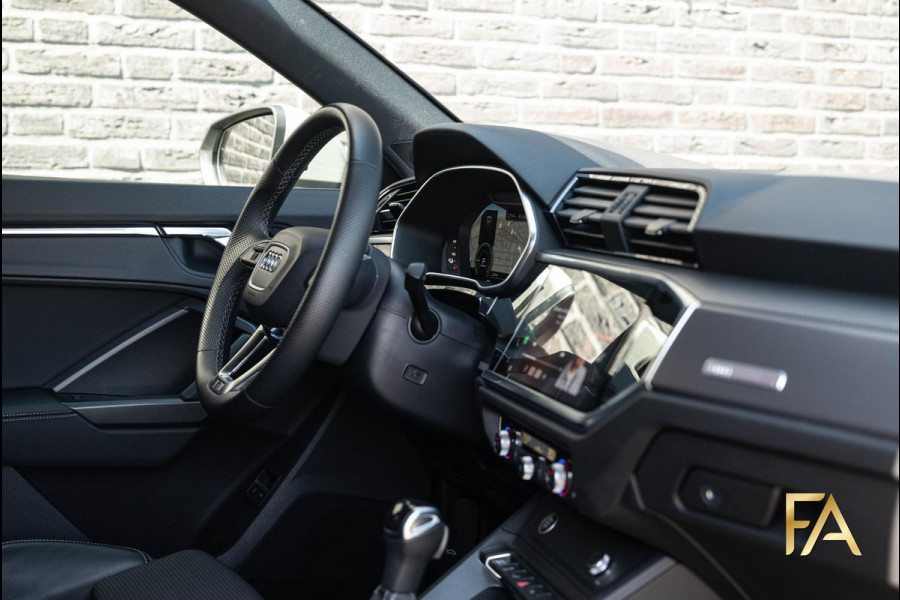 Audi Q3 Sportback 45 TFSI e S Edition S Line|19Inch|Tauzilver|Ambienteverlichting|