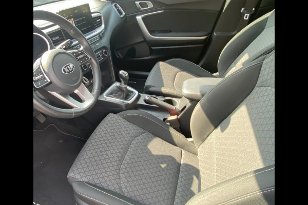 Kia Ceed 1.4 T-GDi DynamicLine Clima/ Carplay/ Cruise