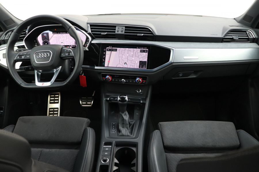 Audi Q3 Sportback 45 TFSI e (2x) S-line Black Virtual Leder