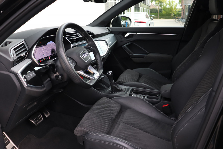 Audi Q3 Sportback 45 TFSI e (2x) S-line Black Virtual Leder