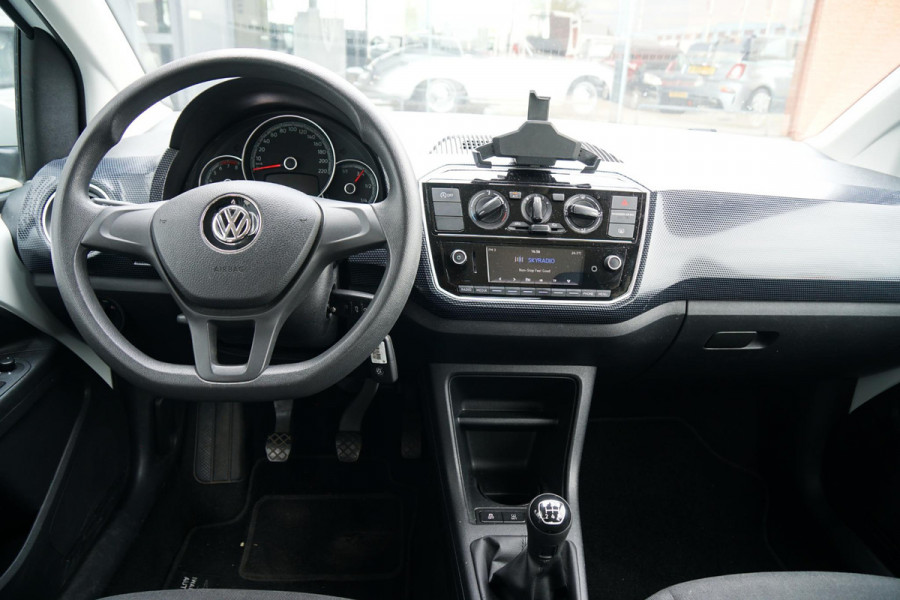 Volkswagen up! 1.0 BMT move up! + AIRCO / BLUETOOTH / LED