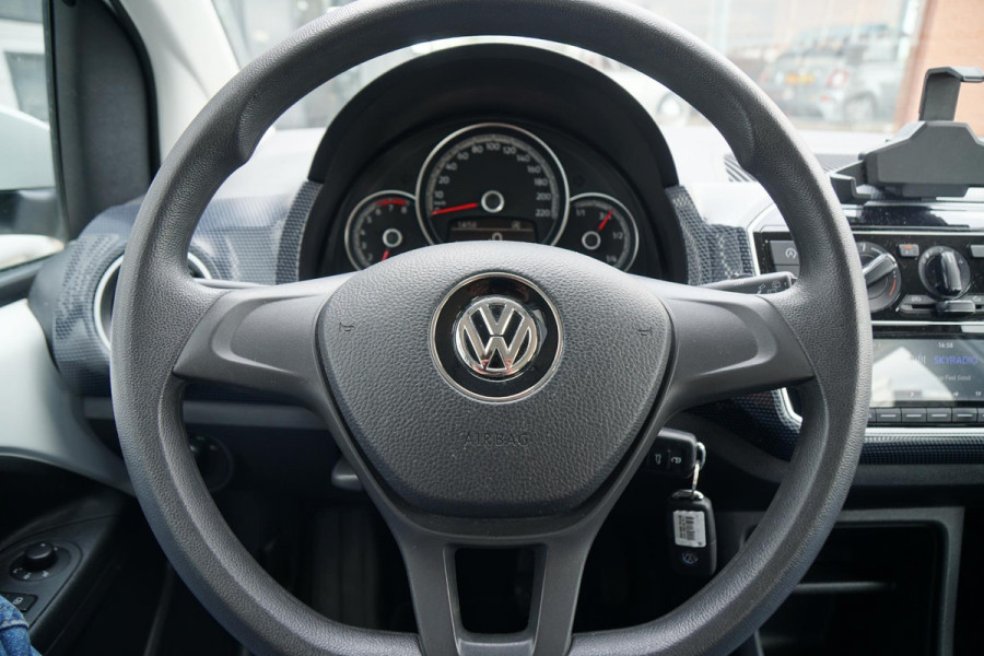 Volkswagen up! 1.0 BMT move up! + AIRCO / BLUETOOTH / LED
