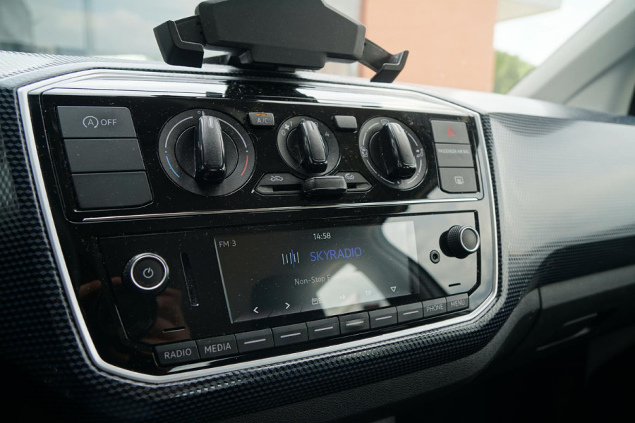 Volkswagen up! 1.0 BMT move up! + AIRCO / BLUETOOTH / LED