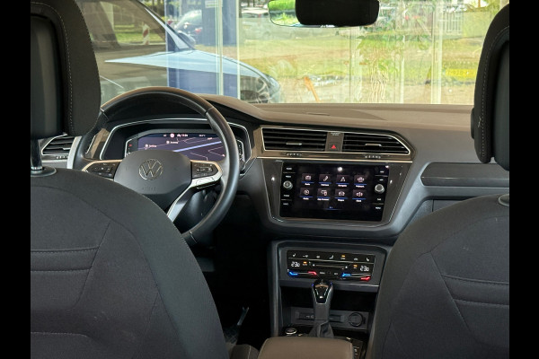 Volkswagen Tiguan 1.5 TSI DSG Elegance IQ light|Elek Trekhaak|Virtual|Camera
