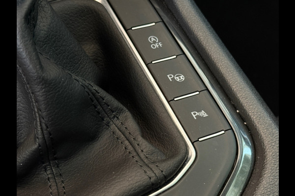 Volkswagen Tiguan 1.5 TSI DSG Elegance IQ light|Elek Trekhaak|Virtual|Camera