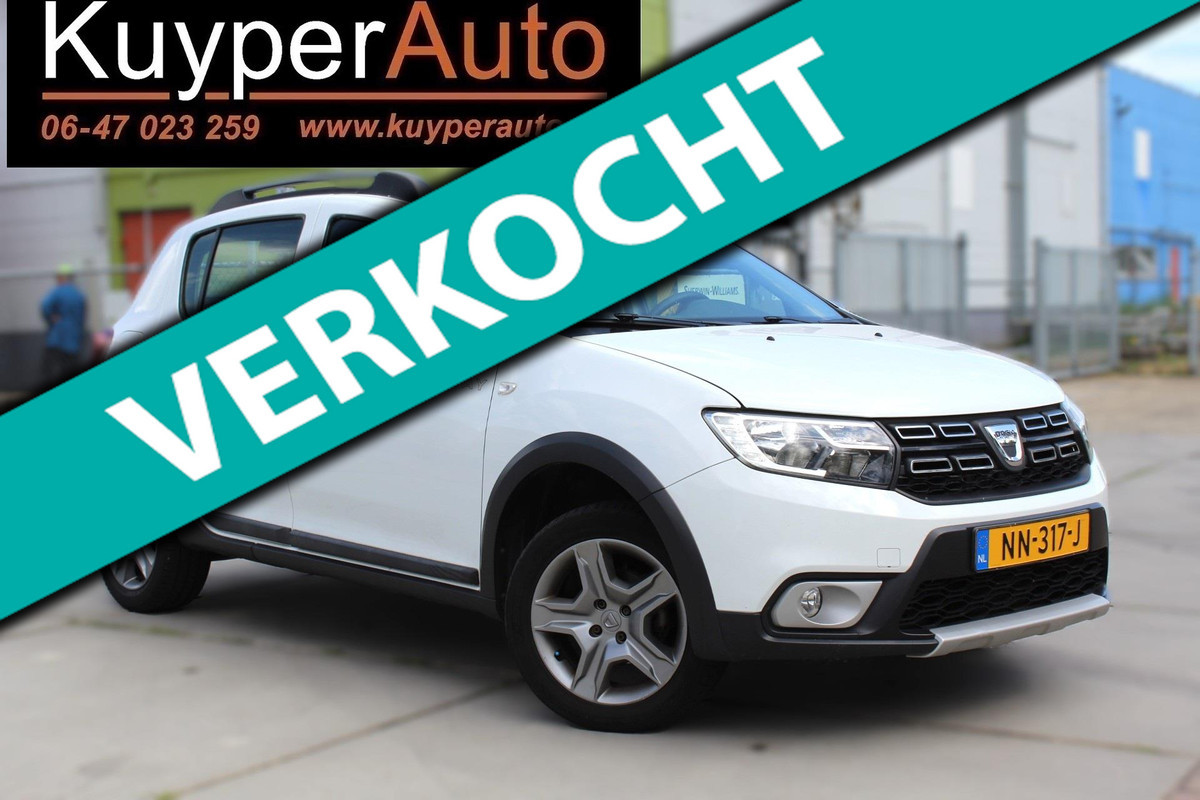 Dacia Sandero 0.9 TCe Bi-Fuel SL Stepway LPG3 1E EIG MULTIMEDIA airco cruise TREKHAAK PARKEERSENSOREN Dacia Sandero 0.9 TCe Bi-Fuel SL Stepway LPG3 1E EIG MULTIMEDIA airco cruise TREKHAAK PARKEERSENSOREN