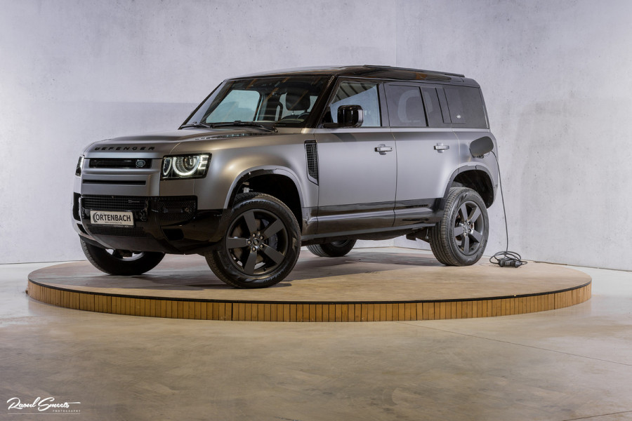 Land Rover Defender 2.0 P400e 110 X-Dynamic HSE | Full Stealth PPF | Adaptieve Cruise | Panorama dak | Zwenkbare trekhaak | Meridian |