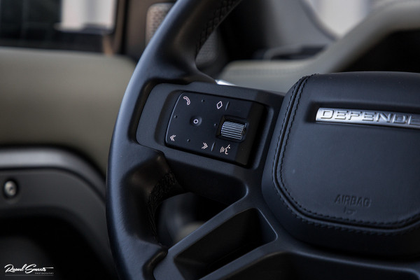 Land Rover Defender 2.0 P400e 110 X-Dynamic HSE | Full Stealth PPF | Adaptieve Cruise | Panorama dak | Zwenkbare trekhaak | Meridian |