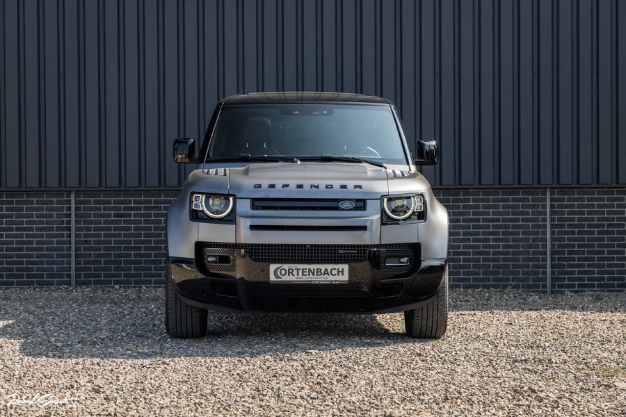 Land Rover Defender 2.0 P400e 110 X-Dynamic HSE | Full Stealth PPF | Adaptieve Cruise | Panorama dak | Zwenkbare trekhaak | Meridian |