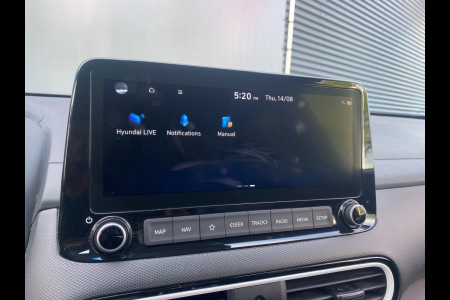 Hyundai Kona BWJ 2020 | 1.6 GDI 142PK HEV Premium | TREKHAAK | LEER | CAMERA A | CARPLAY | CLIMA | NAVI | AD CRUISE |