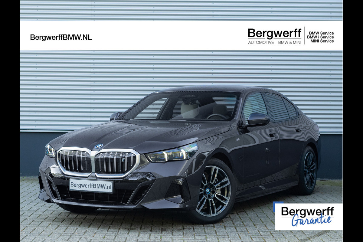 BMW i5 xDrive40 M-Sport - Onderstel Prof - Trekhaak - Bowers & Wilkins - Driving Ass Prof BMW i5 xDrive40 M-Sport - Onderstel Prof - Trekhaak - Bowers & Wilkins - Driving Ass Prof