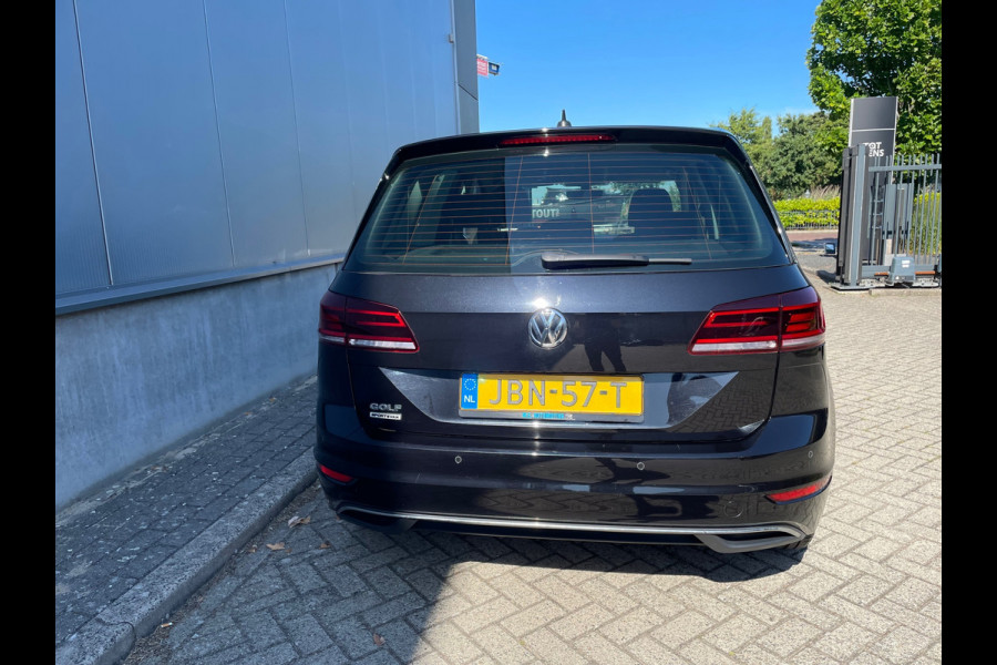 Volkswagen Golf Sportsvan 1.5 TSI ACT Highline / Carplay / Automaat