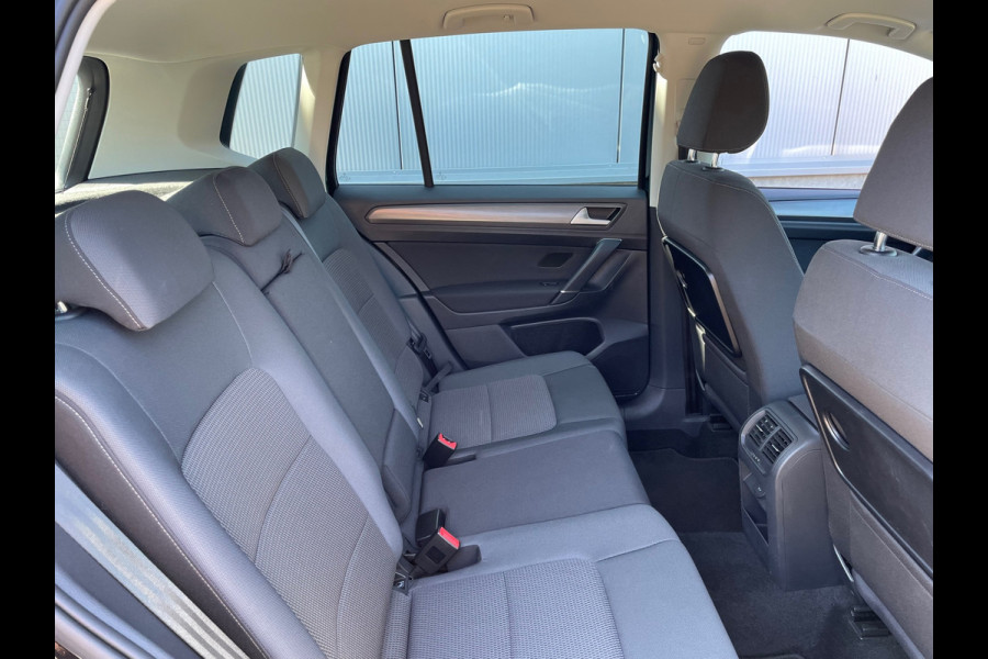 Volkswagen Golf Sportsvan 1.5 TSI ACT Highline / Carplay / Automaat