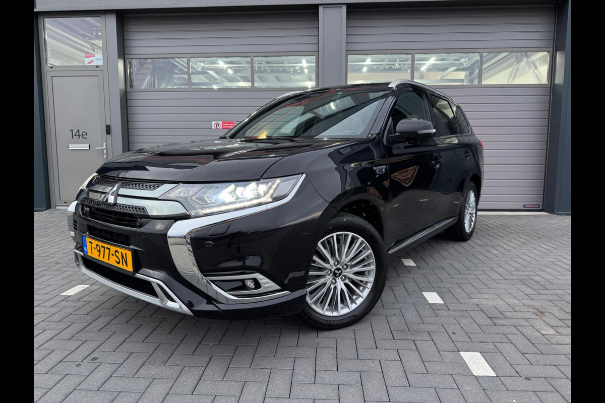 Mitsubishi Outlander 2.4 PHEV S-Edition Black BOMVOL Mitsubishi Outlander 2.4 PHEV S-Edition Black BOMVOL
