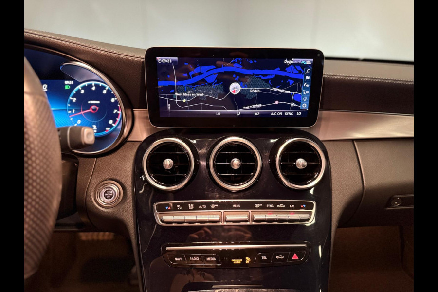 Mercedes-Benz C-Klasse Coupé 180 Facelift AMG STYLING-CAMERA-DIGI DASH-COMPLEET