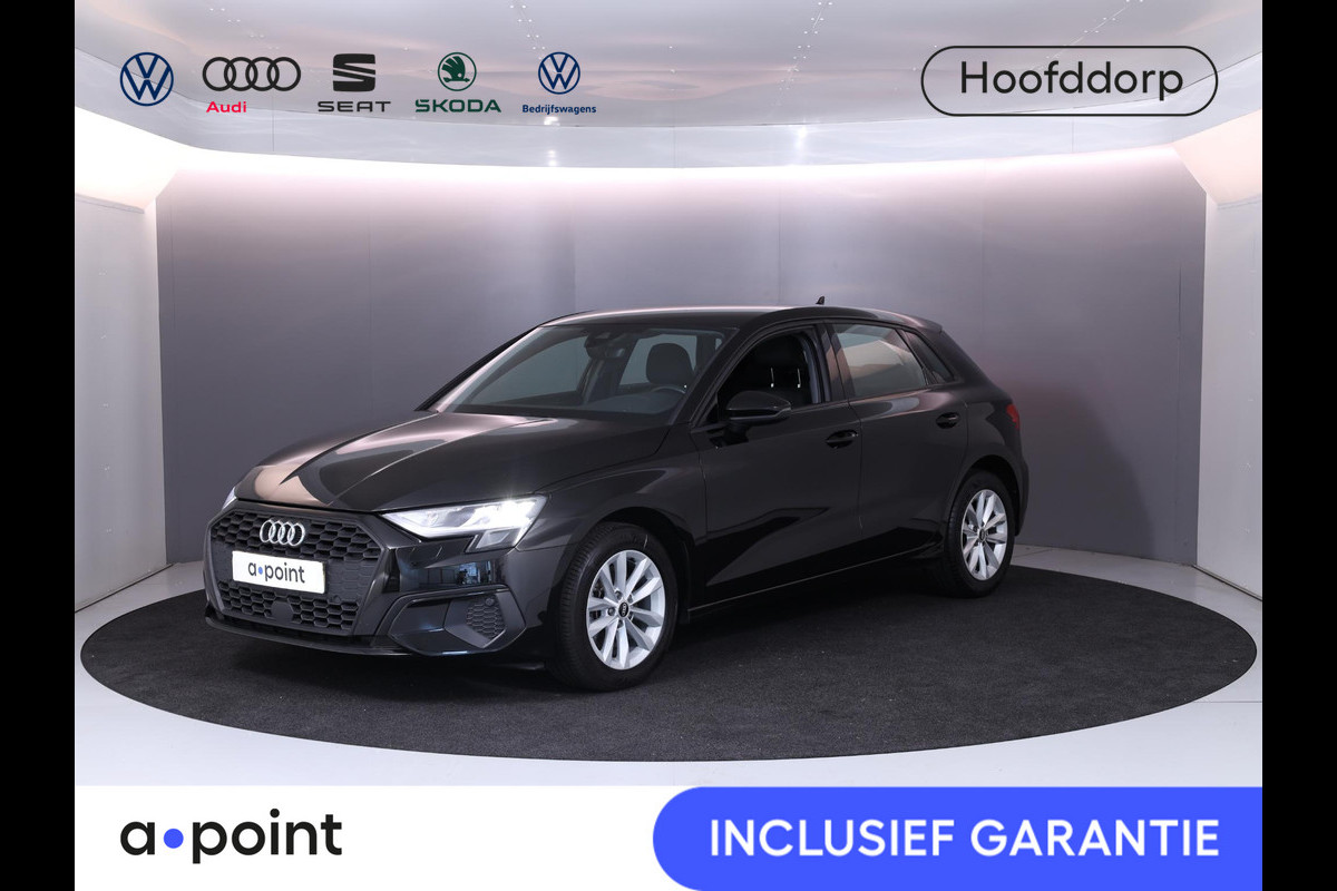 Audi A3 Sportback 30 TFSI Pro Line 110 pk S-tronic | Navigatie via App | Parkeersensoren achter | Autom. airco | LED koplampen | Apple Carplay/Android Auto | Audi A3 Sportback 30 TFSI Pro Line 110 pk S-tronic | Navigatie via App | Parkeersensoren achter | Autom. airco | LED koplampen | Apple Carplay/Android Auto |