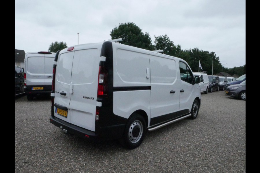 Renault Trafic 2.0 dCi 120PK, L1H1, Airco
