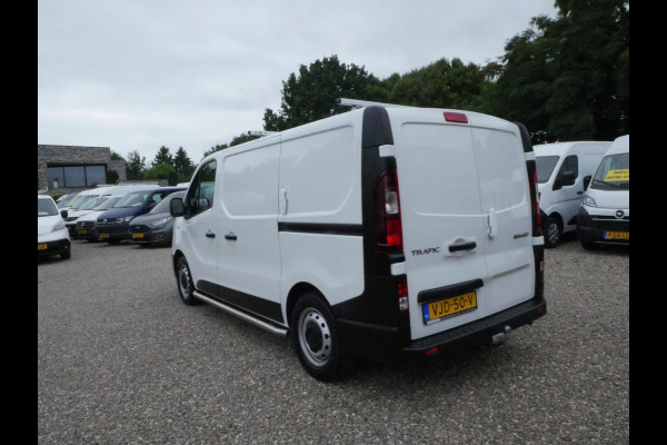 Renault Trafic 2.0 dCi 120PK, L1H1, Airco