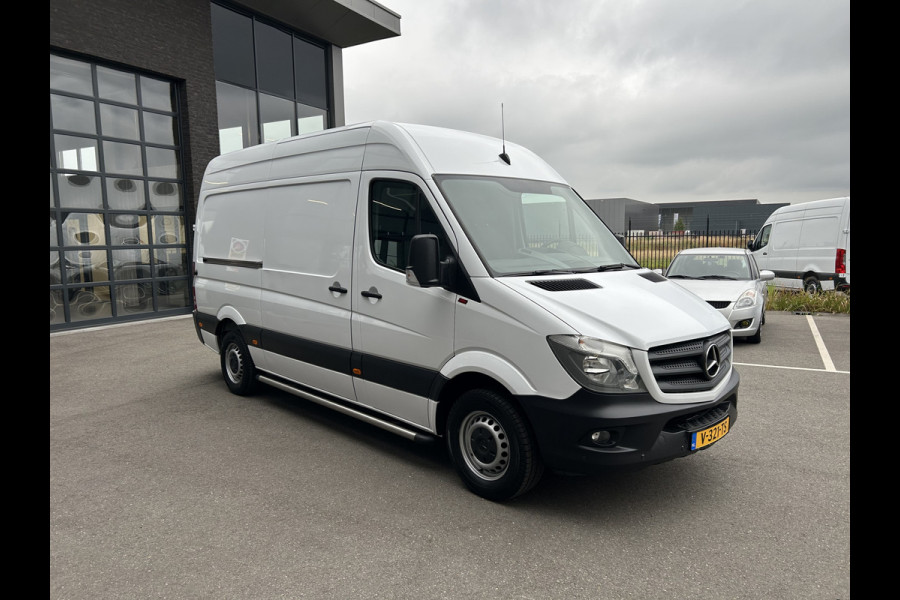 Mercedes-Benz Sprinter 316 CDI L2 H2 EURO 6 / Trekhaak / Camera / Parkeersensoren / Cruise control / Airco / 270 Graden achterdeuren