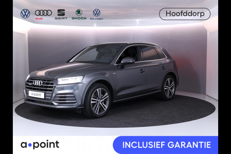 Audi Q5 55 TFSI e quattro Competition 367pk Plug in Hubrid | Luchtvering | Trekhaak | Lichtmetalen velgen