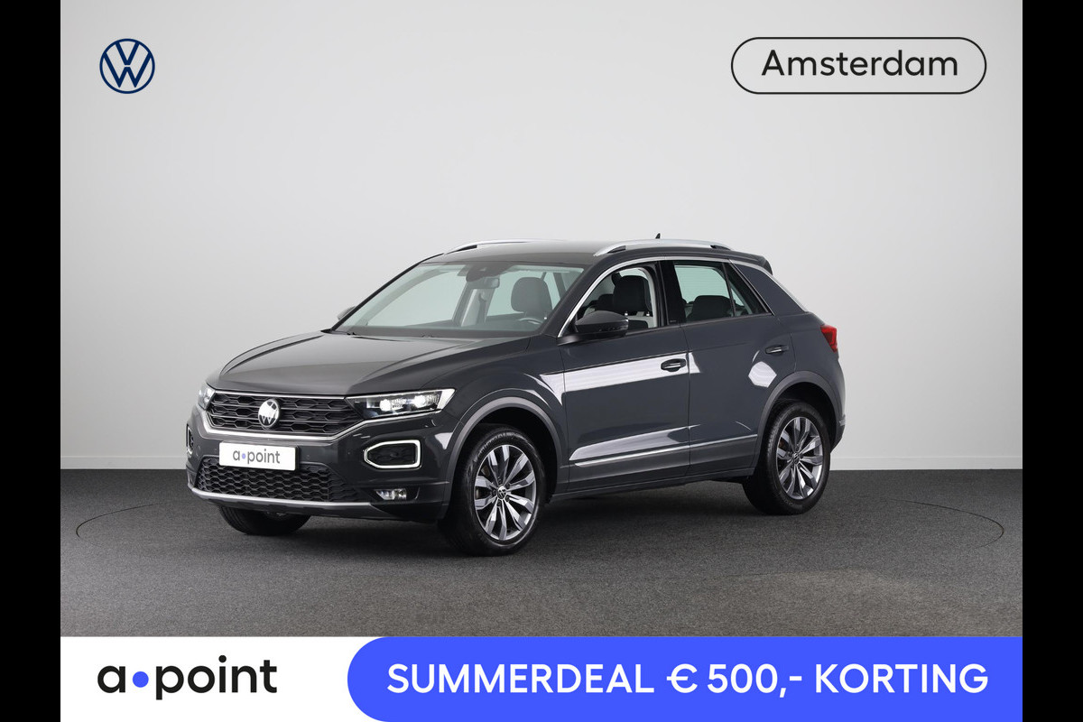Volkswagen T-Roc 1.5 TSI Sport 150 pk Automaat (DSG) | Navigatie | Trekhaak | Parkeersensoren | Adaptieve cruise control | Elektr. achterklep |