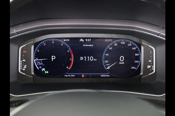 Volkswagen T-Roc 1.5 TSI Sport 150 pk Automaat (DSG) | Navigatie | Trekhaak | Parkeersensoren | Adaptieve cruise control | Elektr. achterklep |