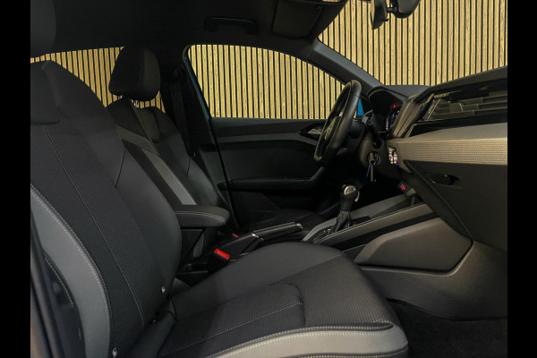Audi A1 Sportback 25 TFSI S Line - Automaat - LED