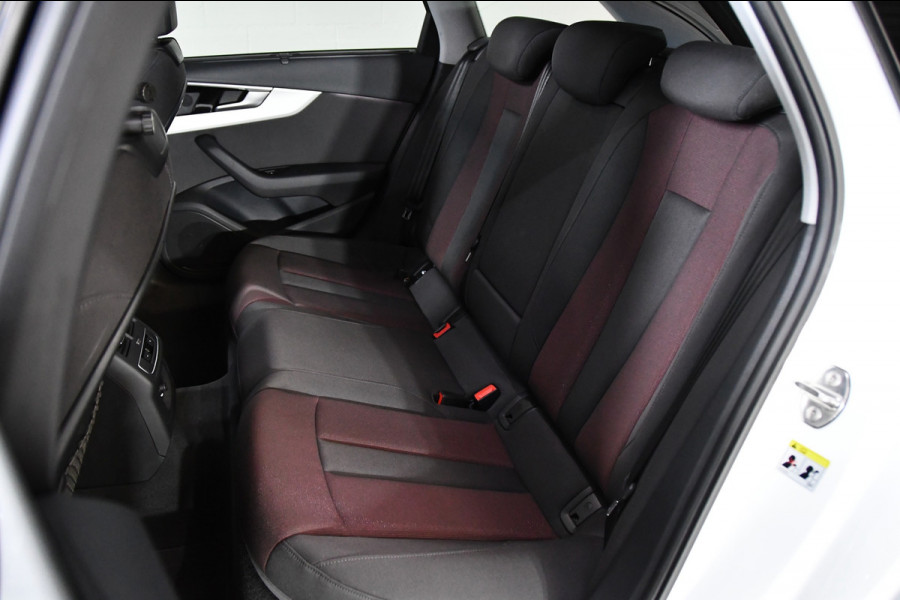 Audi A4 AVANT 35 TFSI Launch edition Sport S-line