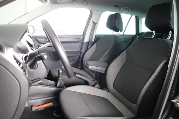 Škoda Fabia Combi 1.0 TSI Business Edition 95 pk | Navigatie via App | Parkeersensoren | Apple Carplay/Android Auto | Cruise control | Stoelverwarming |