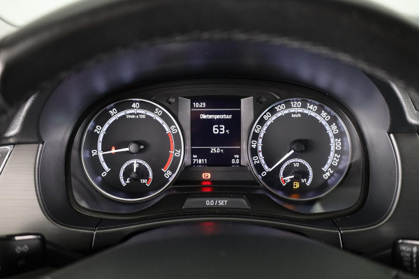 Škoda Fabia Combi 1.0 TSI Business Edition 95 pk | Navigatie via App | Parkeersensoren | Apple Carplay/Android Auto | Cruise control | Stoelverwarming |