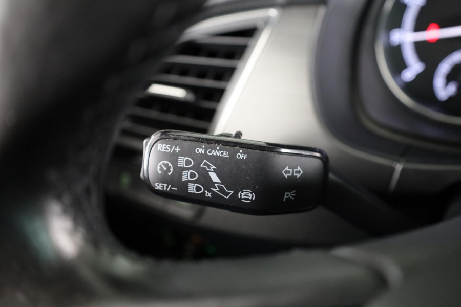 Škoda Fabia Combi 1.0 TSI Business Edition 95 pk | Navigatie via App | Parkeersensoren | Apple Carplay/Android Auto | Cruise control | Stoelverwarming |