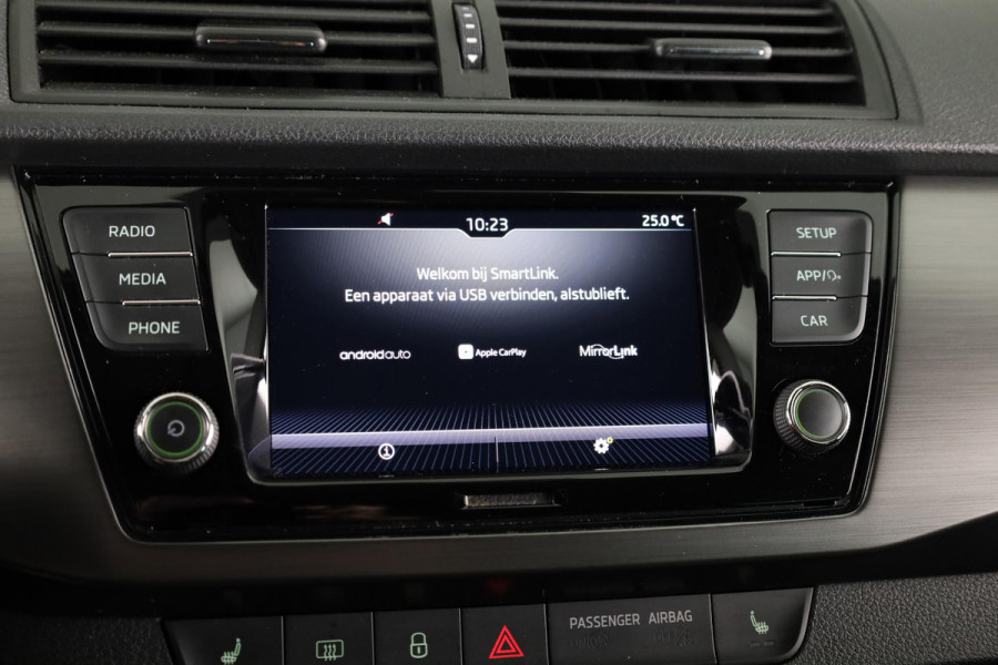 Škoda Fabia Combi 1.0 TSI Business Edition 95 pk | Navigatie via App | Parkeersensoren | Apple Carplay/Android Auto | Cruise control | Stoelverwarming |
