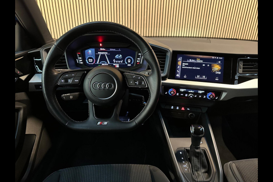 Audi A1 Sportback 25 TFSI S Line - Automaat - LED