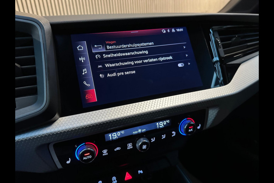 Audi A1 Sportback 25 TFSI S Line - Automaat - LED