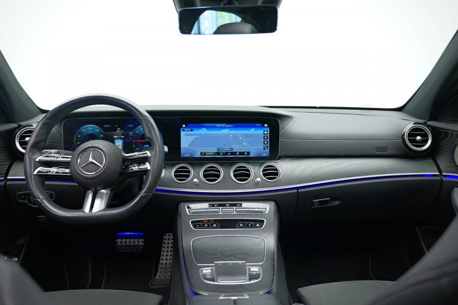 Mercedes-Benz E-Klasse E300 e AMG Line |Pano|Burmester|Dodehoek|Ambient|