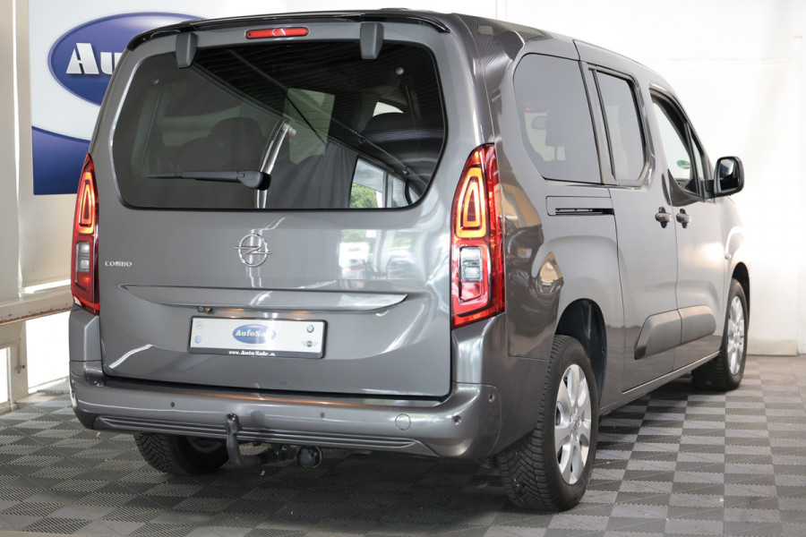 Opel Combo 1.5 Turbo Innovation 7pers AUTOM Carplay TREKH 360Cam Side/Lane-Assist '22