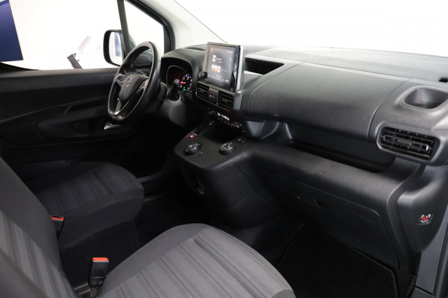 Opel Combo 1.5 Turbo Innovation 7pers AUTOM Carplay TREKH 360Cam Side/Lane-Assist '22