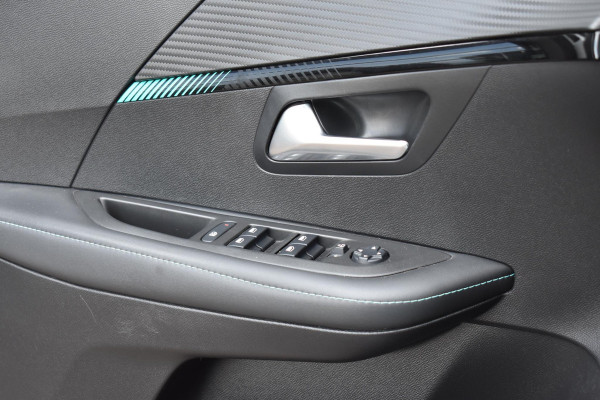 Peugeot 208 1.2 PureTech 100 PK Allure | Trekhaak | Carplay | Panodak | Incl. garantie