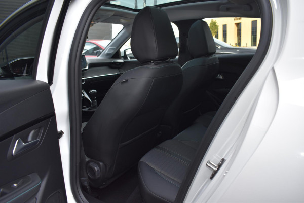 Peugeot 208 1.2 PureTech 100 PK Allure | Trekhaak | Carplay | Panodak | Incl. garantie