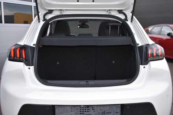 Peugeot 208 1.2 PureTech 100 PK Allure | Trekhaak | Carplay | Panodak | Incl. garantie