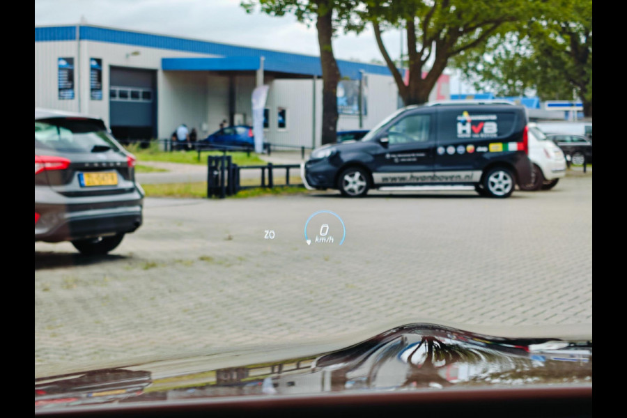 Mercedes-Benz E-Klasse 300 e AMG Line Full Options