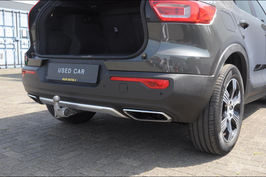Volvo XC40 T4 190PK Automaat Inscription / Trekhaak / Adaptieve cruise control / BLIS / Stoel - Stuurwielverwarming / On Call / Parkeersensoren met 360 camera
