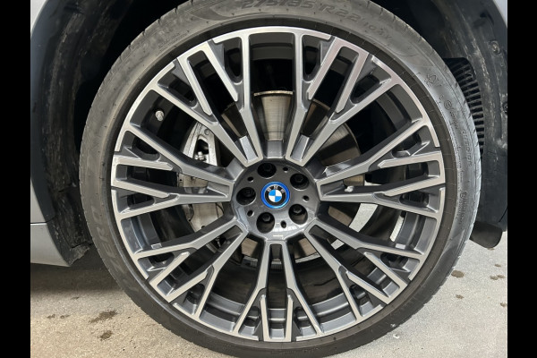 BMW X5 xDrive50e M-Sport 22'' Panodak Headup Harman Kardon