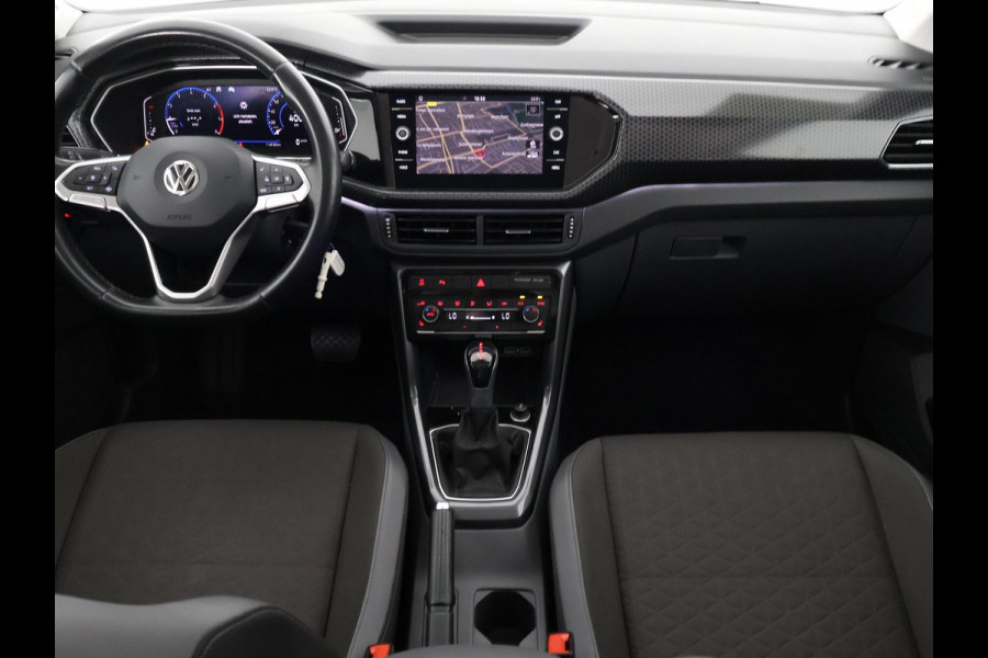 Volkswagen T-Cross 1.0 TSI Style Two-Tone Automaat | 1e eigenaar | Navigatie | Stoelverwarming | Camera |