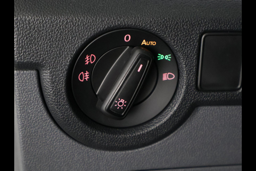 Volkswagen T-Cross 1.0 TSI Style Two-Tone Automaat | 1e eigenaar | Navigatie | Stoelverwarming | Camera |