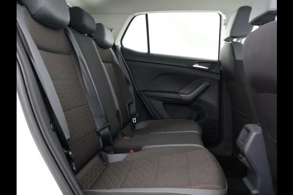 Volkswagen T-Cross 1.0 TSI Style Two-Tone Automaat | 1e eigenaar | Navigatie | Stoelverwarming | Camera |
