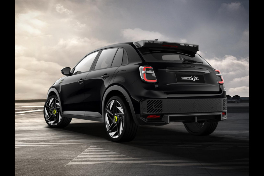 Abarth 600e Turismo 54 kWh | Uit voorraad leverbaar