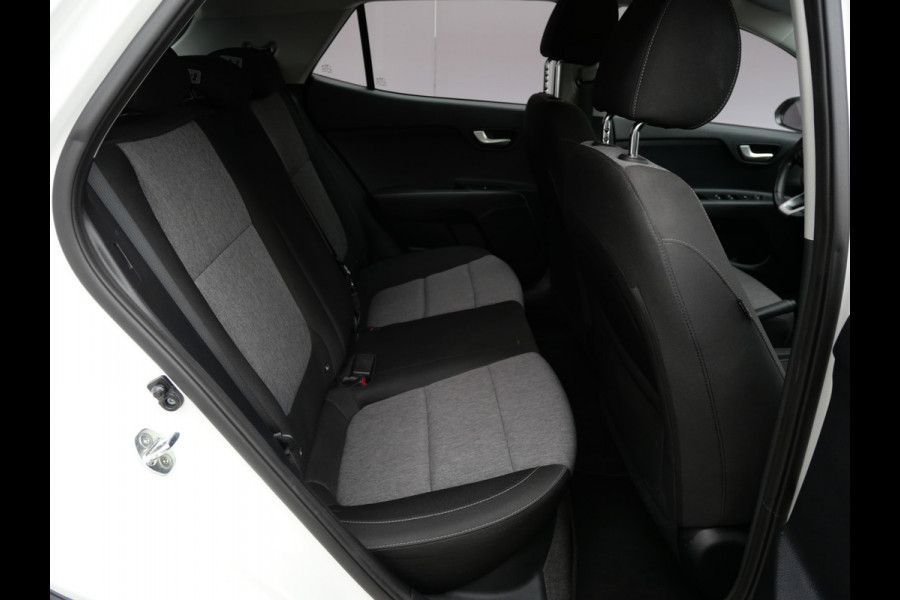 Kia Stonic 1.2 DESIGN EDITION | CRUISE | AIRCO | CARPLAY | 4-CILINDER | STUUR + STOEL VERW!!