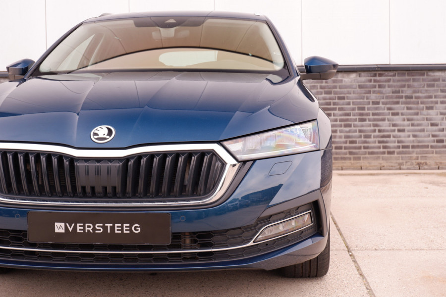 Škoda Octavia Combi 1.4 TSI iV PHEV Business Edition | Trekhaak | Head-Up | Carplay | LED | Sfeerverl. | Camera | Memory