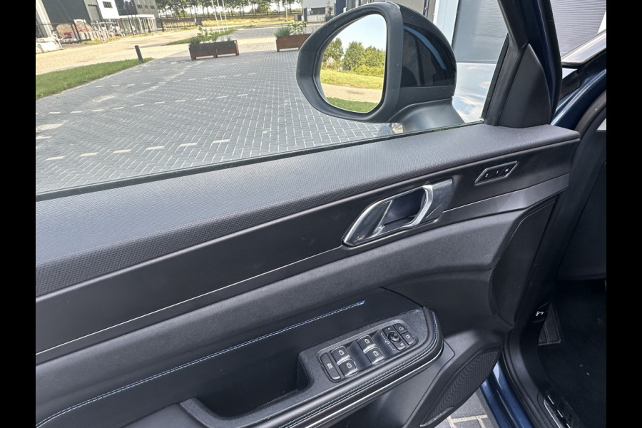 Lynk & Co 01 1.5 M2023 FULL PANO NAVI 360 CAMERA SPORTVELGEN CLIMATE